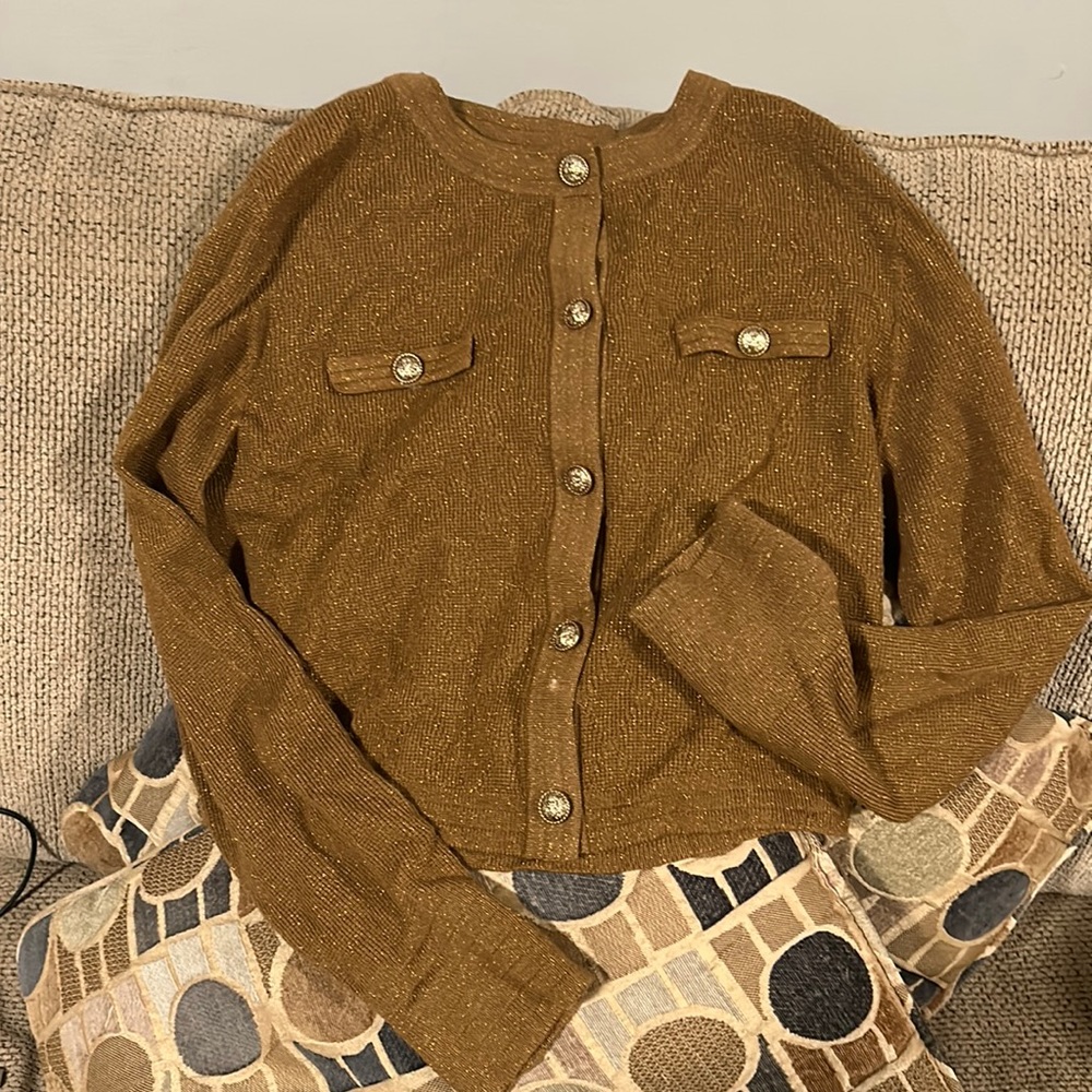 golden wool sweater size 4